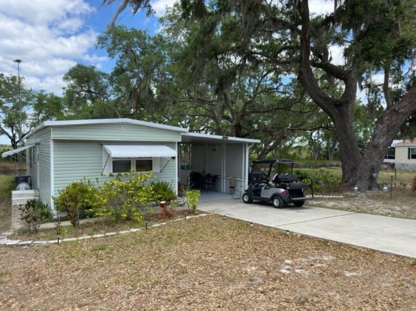 Haines City, FL Mobile Home for Sale located at 313 Oak Harbor Cp Oak Harbor Rv Village